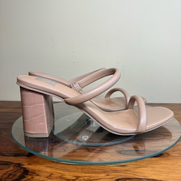 DV by Dolce Vita Halsty Double Band Mules in caramel - Picture 1 of 16